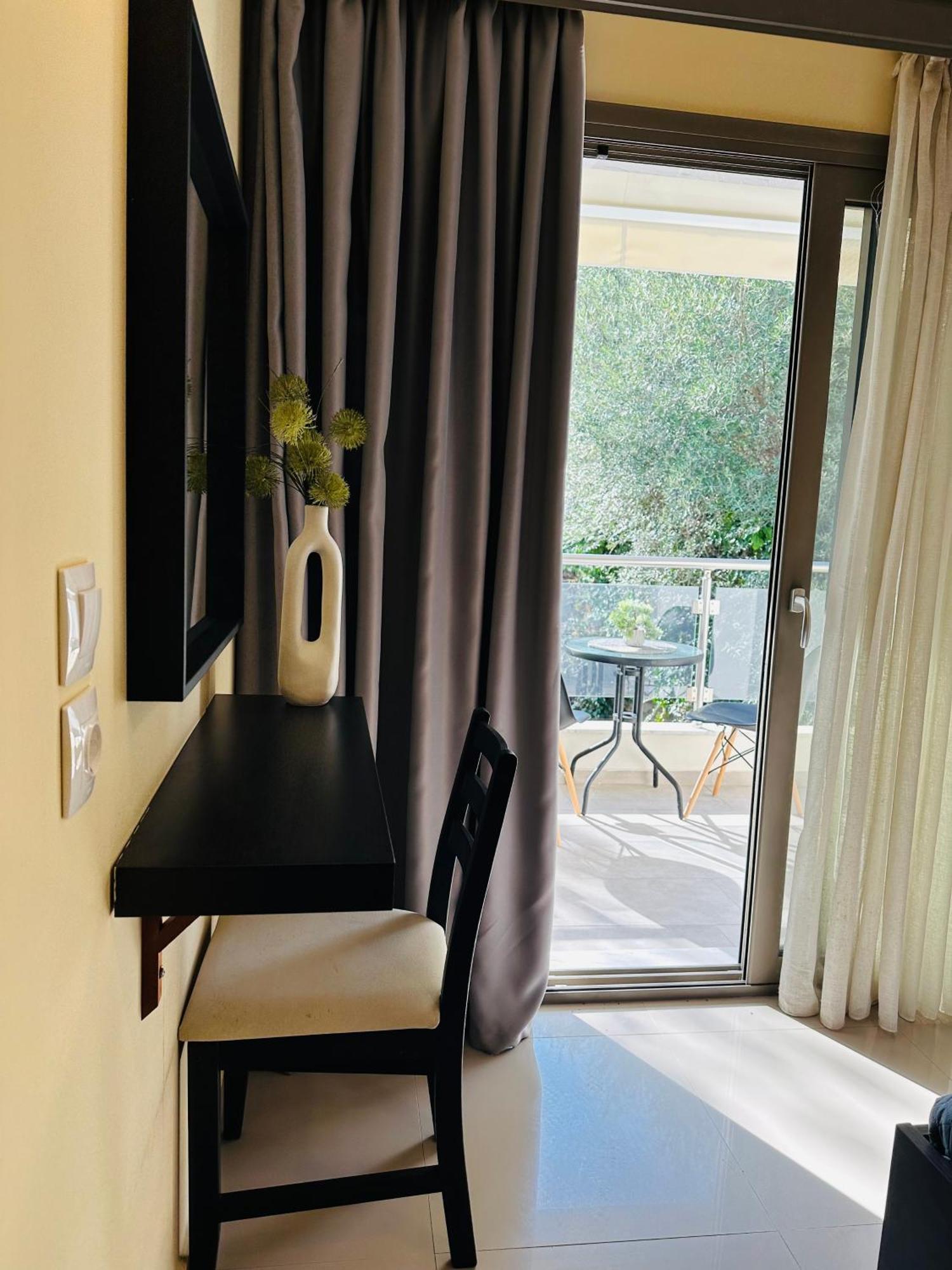 Afrodite Seaside Rooms Kallithea  Екстериор снимка