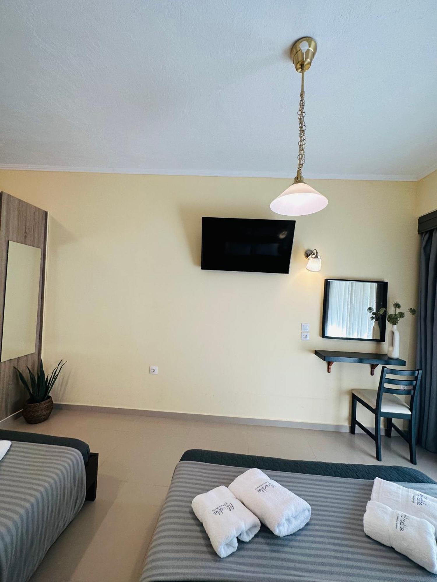 Afrodite Seaside Rooms Kallithea  Екстериор снимка