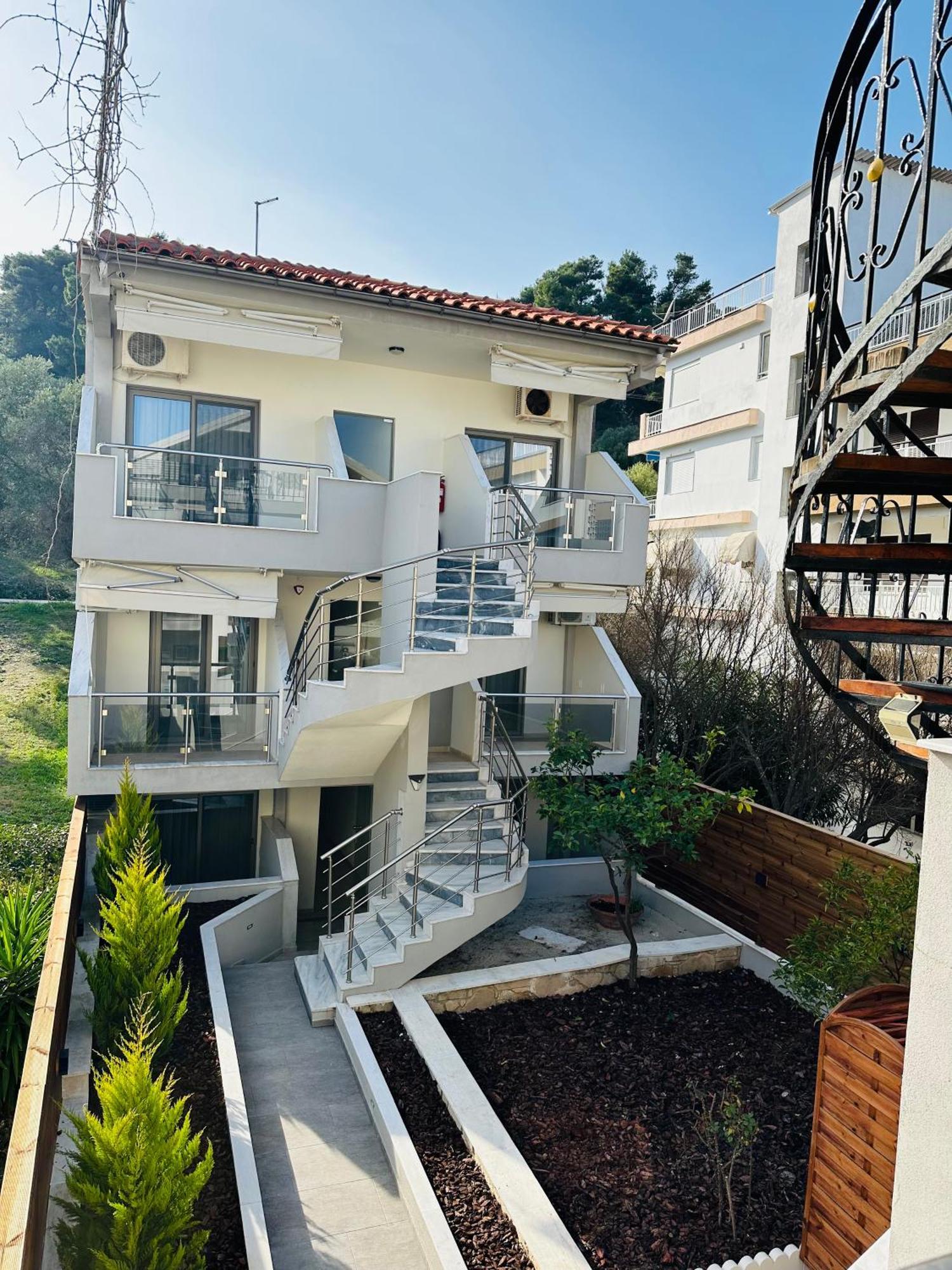 Afrodite Seaside Rooms Kallithea  Екстериор снимка